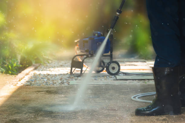 Best Pool Deck Cleaning  in Glassport, PA